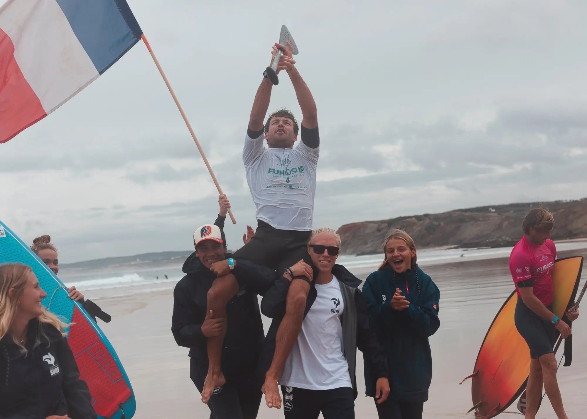 Blue surfboard with white fins and red stripe, Benoit Carpentier 2023 SUP surf champ