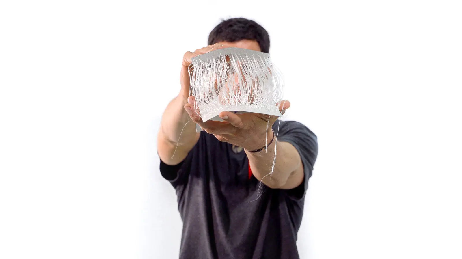 Aluminum foil hat in inflatable paddle board production article