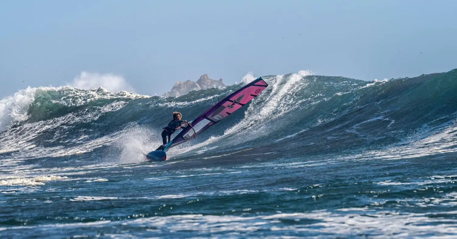 Third place for Sarah-Quita Offringa and important milestone for Federico Morisio at the World Cup in Chile