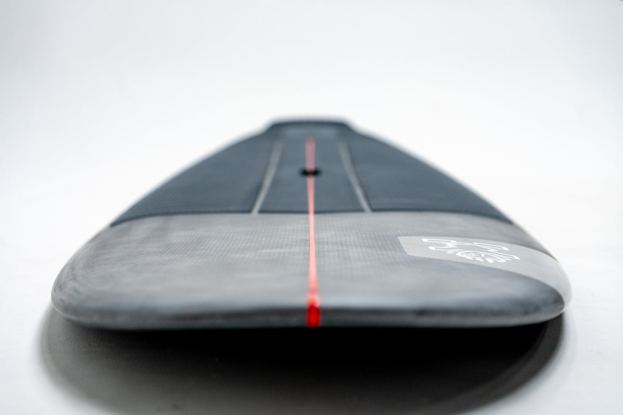 FLATTER ENTRY TO THE NOSE