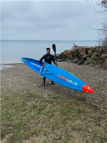 Tim Oliver Makes History at Molokai 2 Oahu: crossing the legendary Kaiwi Channel